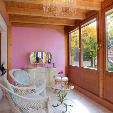 Апартаменты Haus Bei Der Linden *