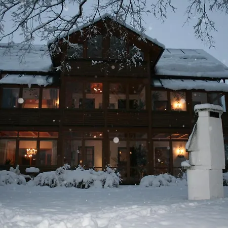 Апартаменты Haus Bei Der Linden *