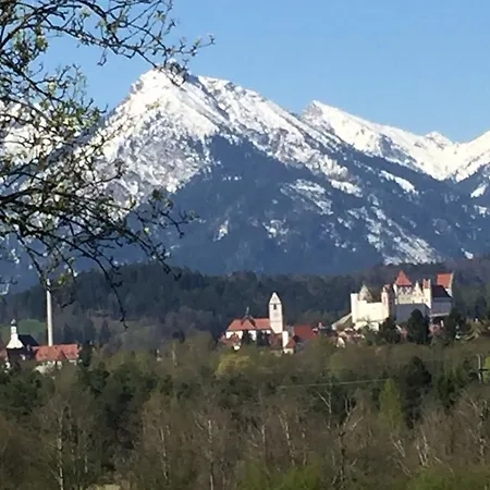 Haus Bei Der Linden Апартаменты